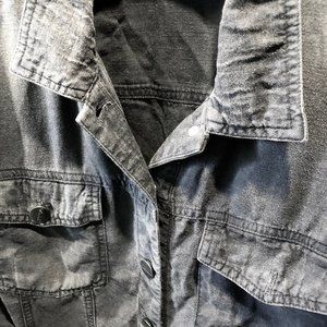 Bella Dahl Tops - Bella Dahl Washed Denim Cropped Shirt Bella Dahl Tops - Bella Dahl Washed Denim Cropped Shirt